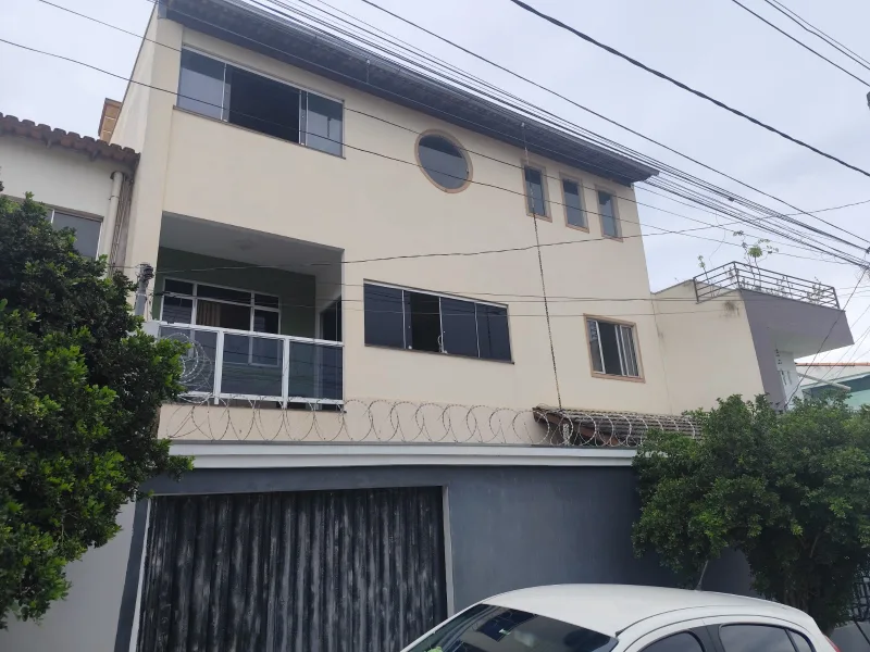 Casa 3 pavimentos